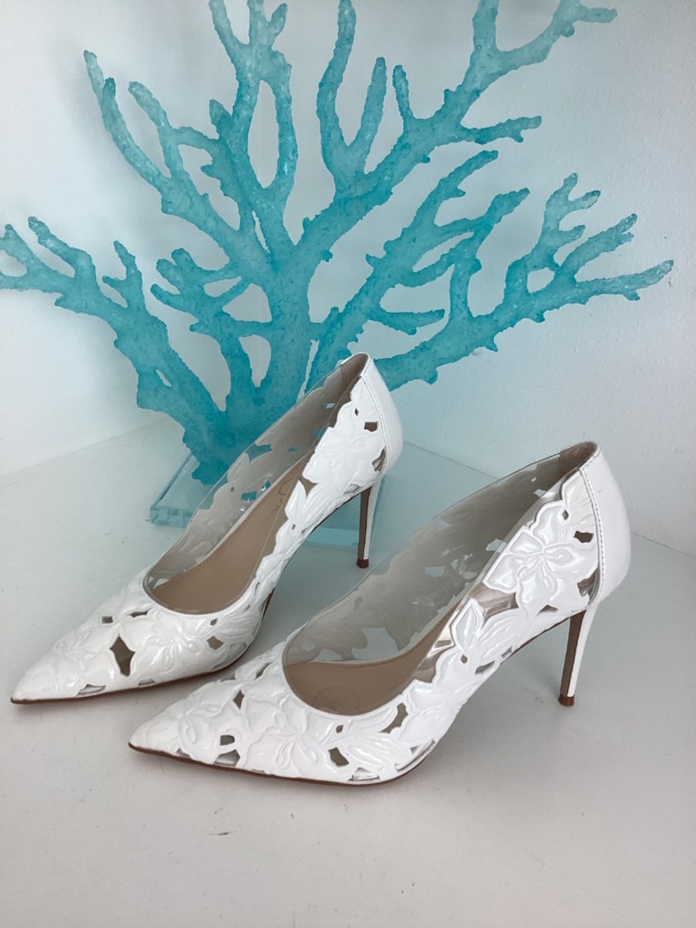 NEW Jessica Simpson PVC White Floral Laser cutouts Dressy Heels 8.5 / 39.5 - Picture 2 of 10